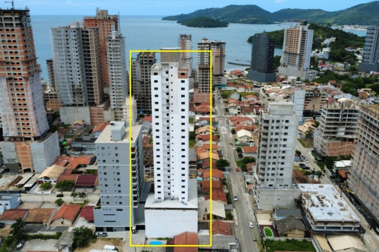 Loft em Porto Belo, Bal. Perequ�